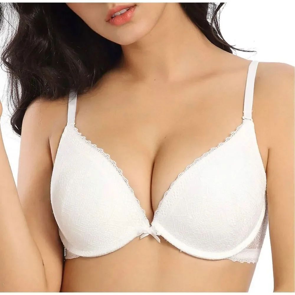 New in Package Womens Sharcca White Lace Push Up Bra - Sz 34B